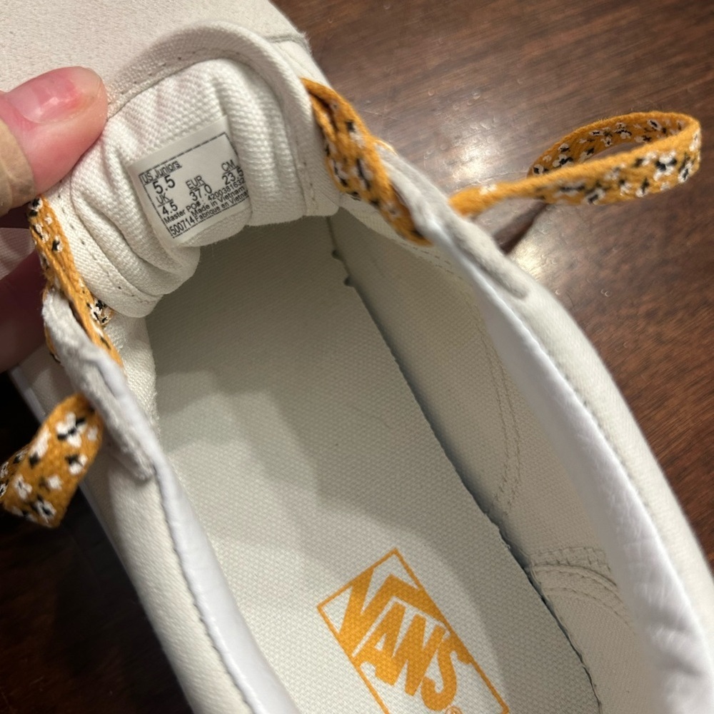Vans Cream and Gold Women's Sneakers - Picture 4 of 4